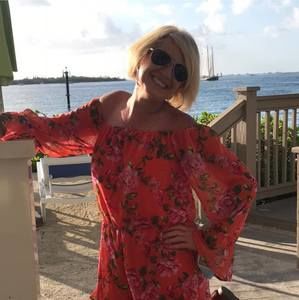 Meet your Posher, Angie